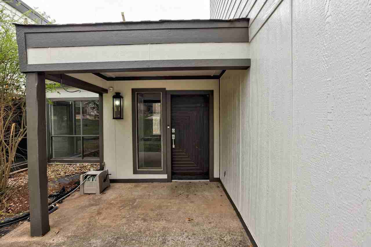 2301 Tredington Way - Photo 5 of 50