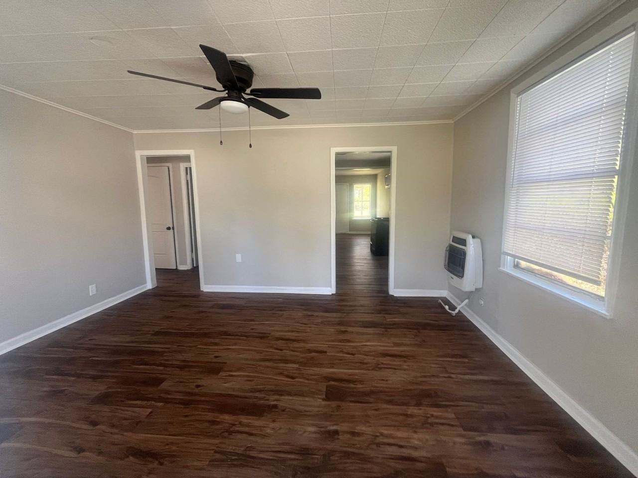 127 Joiner Ave - Photo 2 of 14