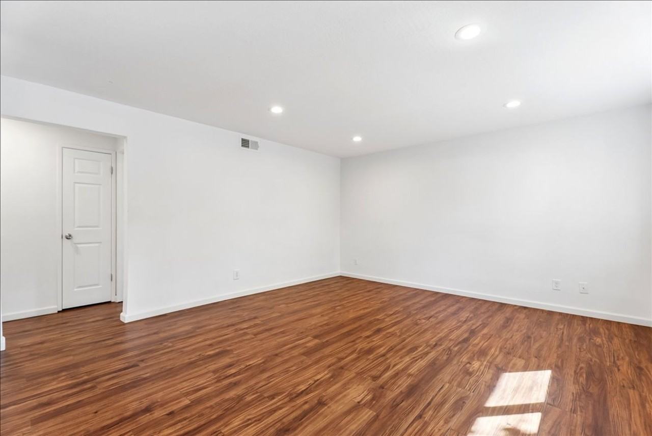 1833 Fremont Ct #1 - Photo 3 of 19