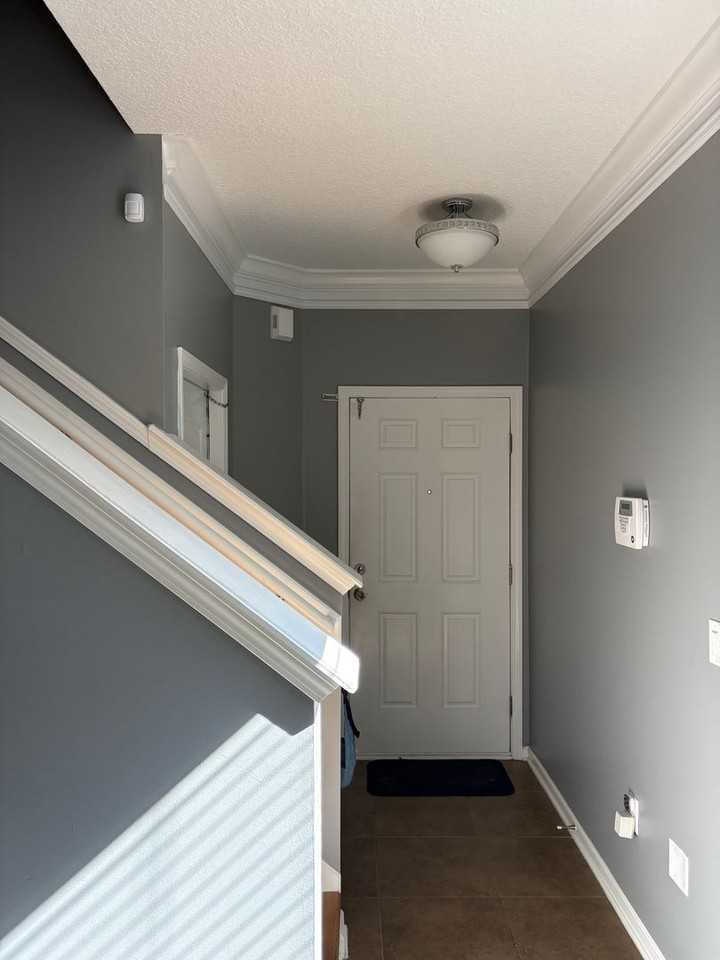 496 Walnut Dr - Photo 2 of 15