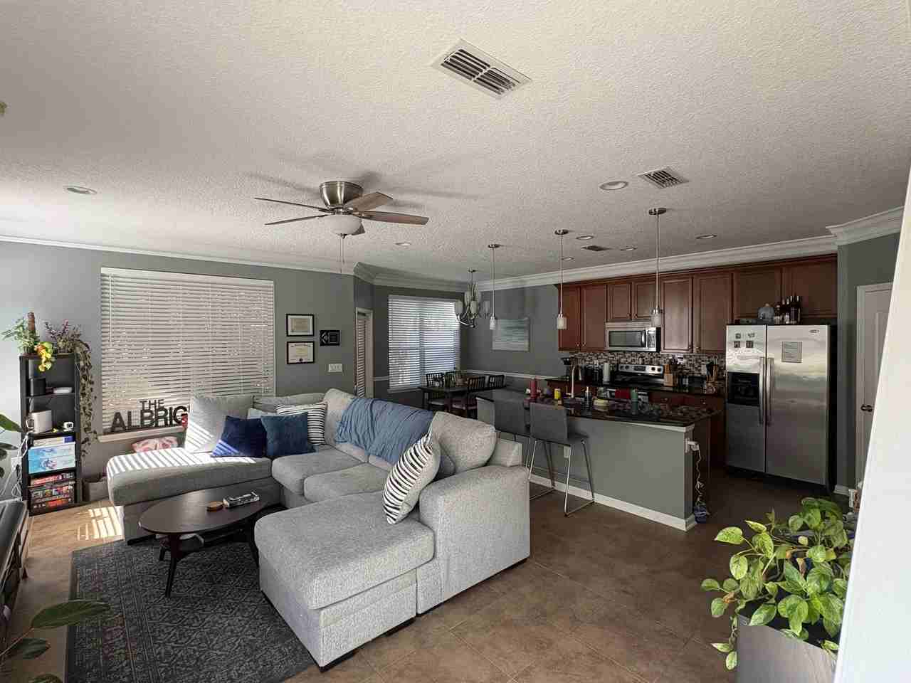 496 Walnut Dr - Photo 5 of 15