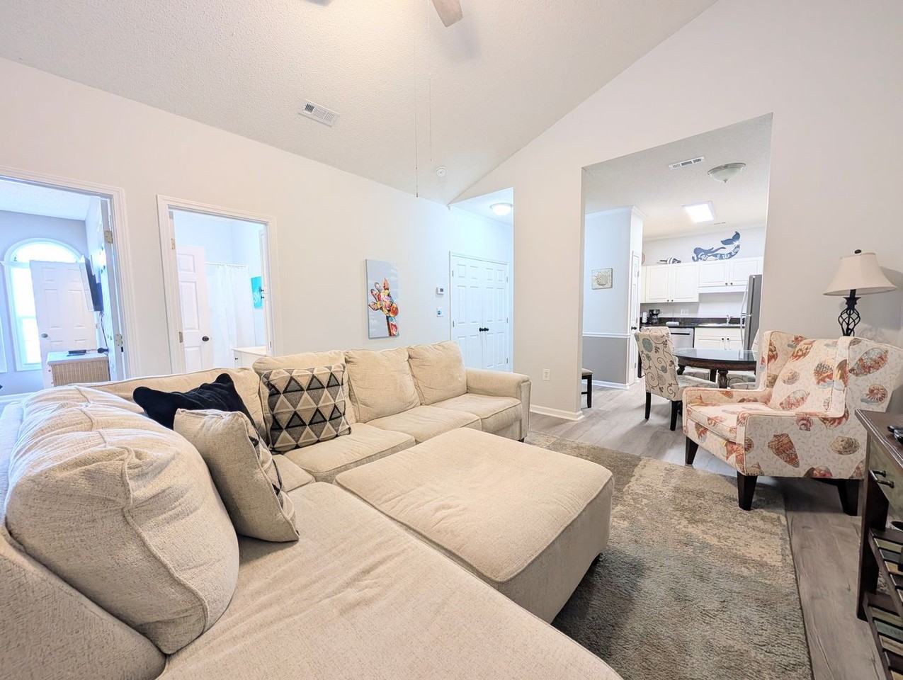 9772 Leyland Dr - Photo 6 of 30