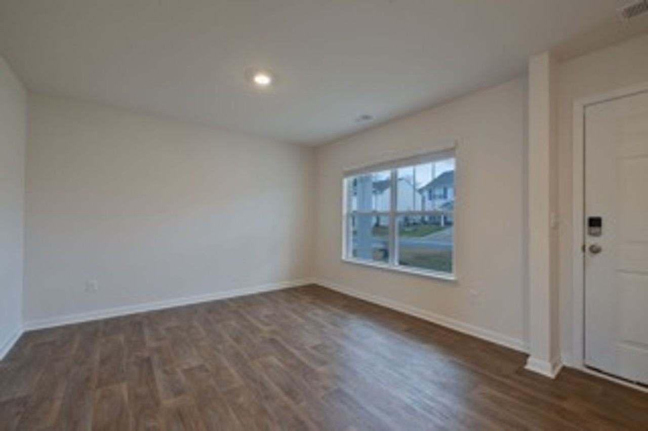 235 Millhone Way - Photo 5 of 29