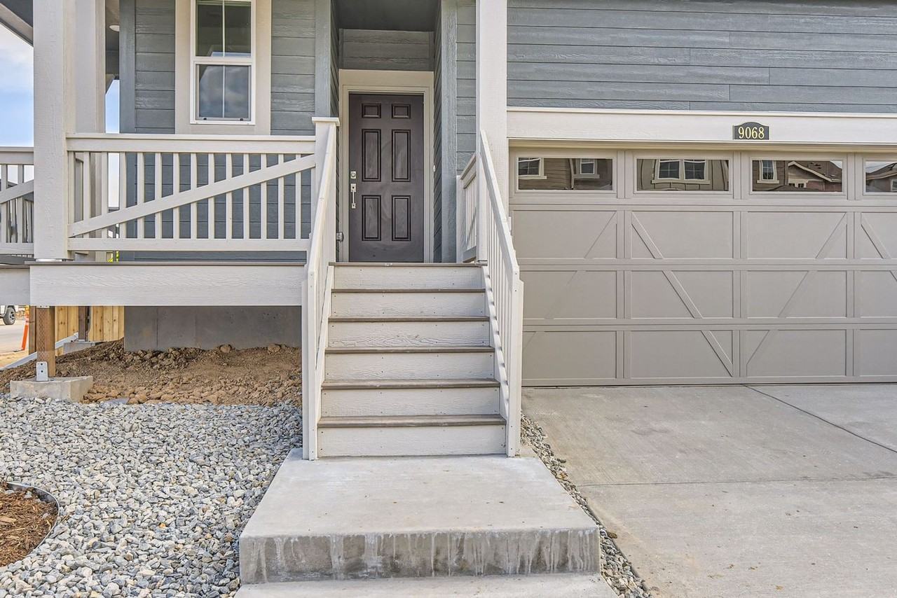 9068 Franconia Ct - Photo 3 of 26