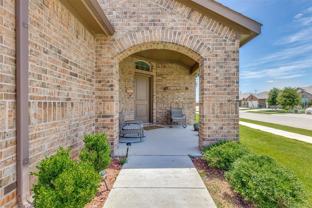 8700 Smokehouse Dr - Photo 1 of 1