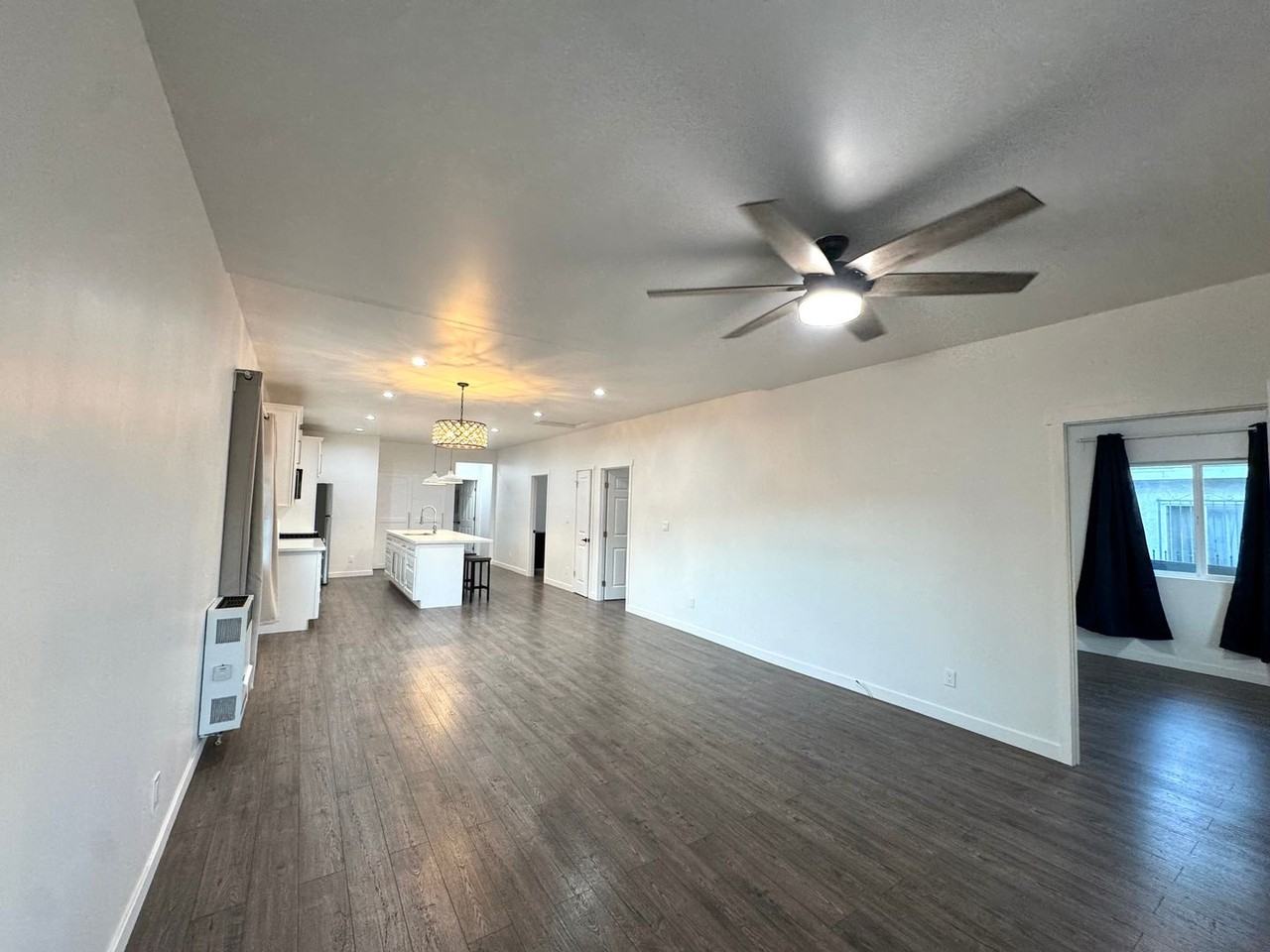 1659 E 61st St - Photo 4 of 16