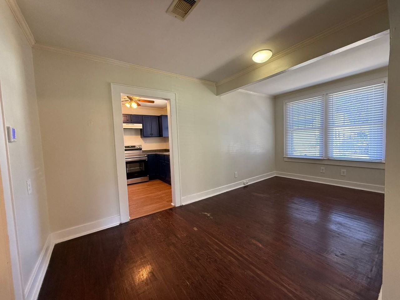 1120 Barcia Dr - Photo 5 of 22