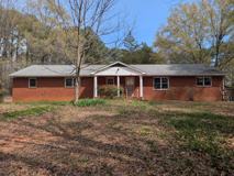 805 Edgewood Rd - Photo 1 of 1