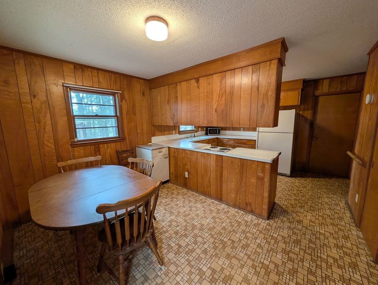 805 Edgewood Rd - Photo 6 of 19