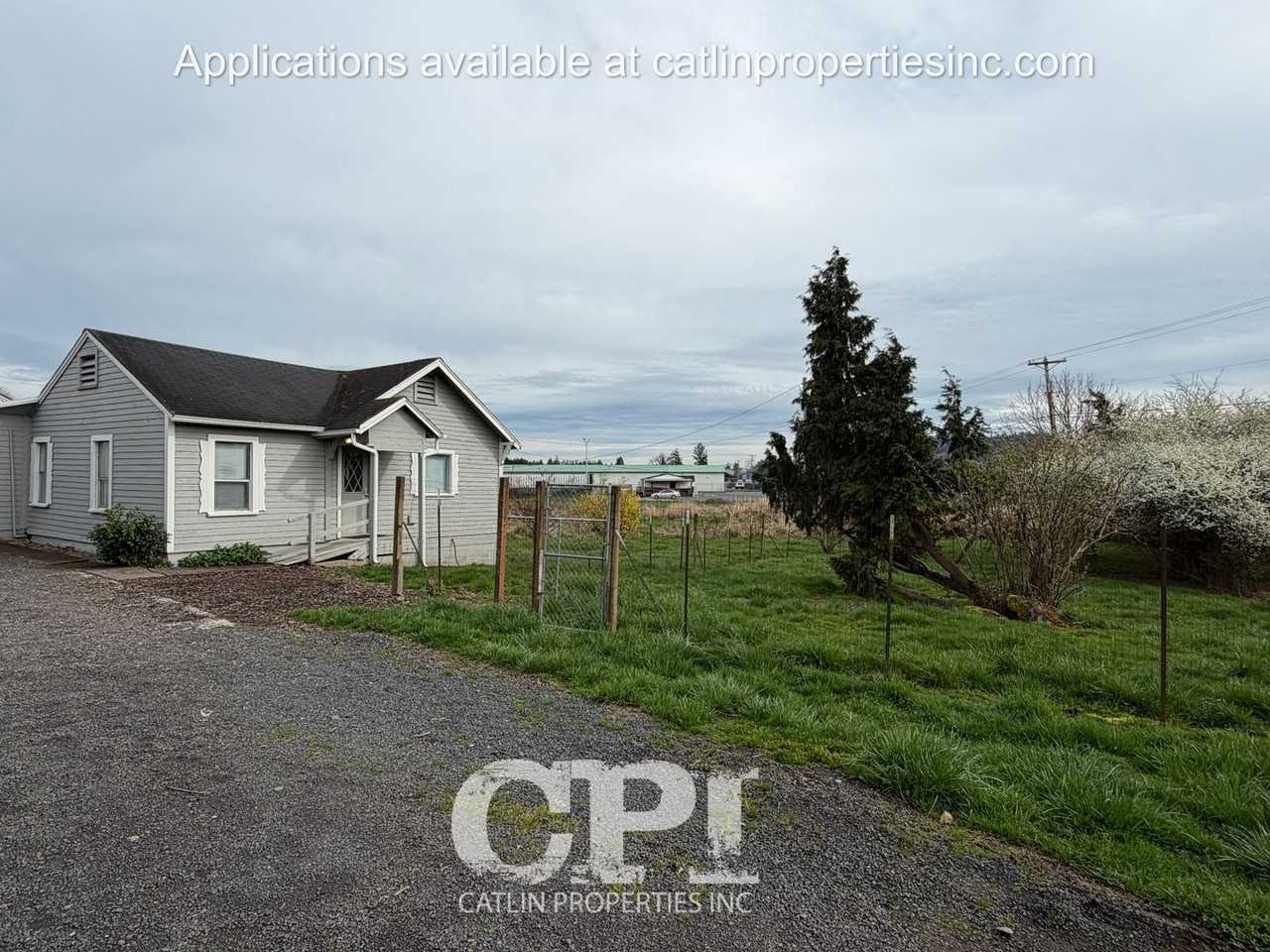 5824 Ocean Beach Hwy - Photo 2 of 20