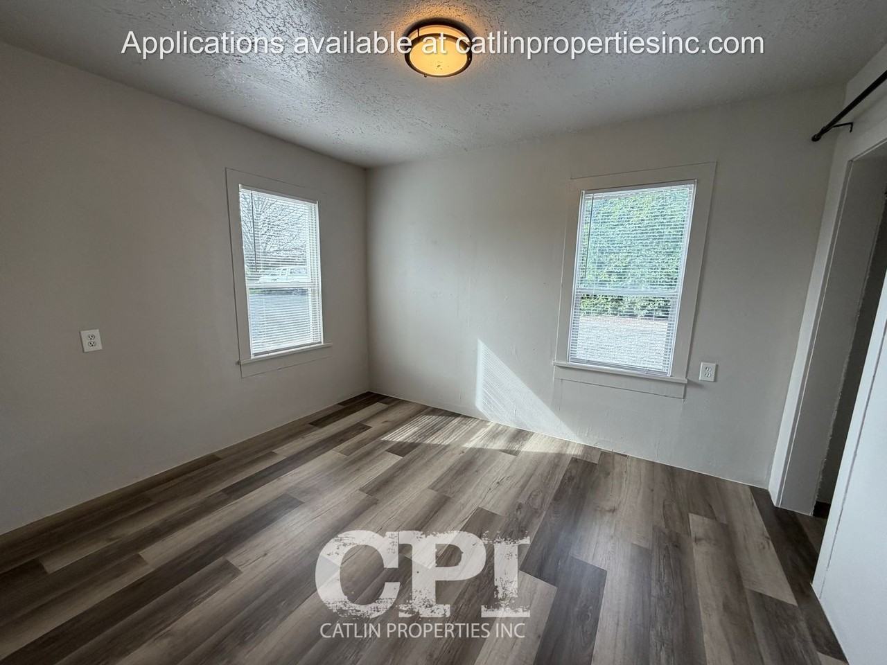 5824 Ocean Beach Hwy - Photo 3 of 20