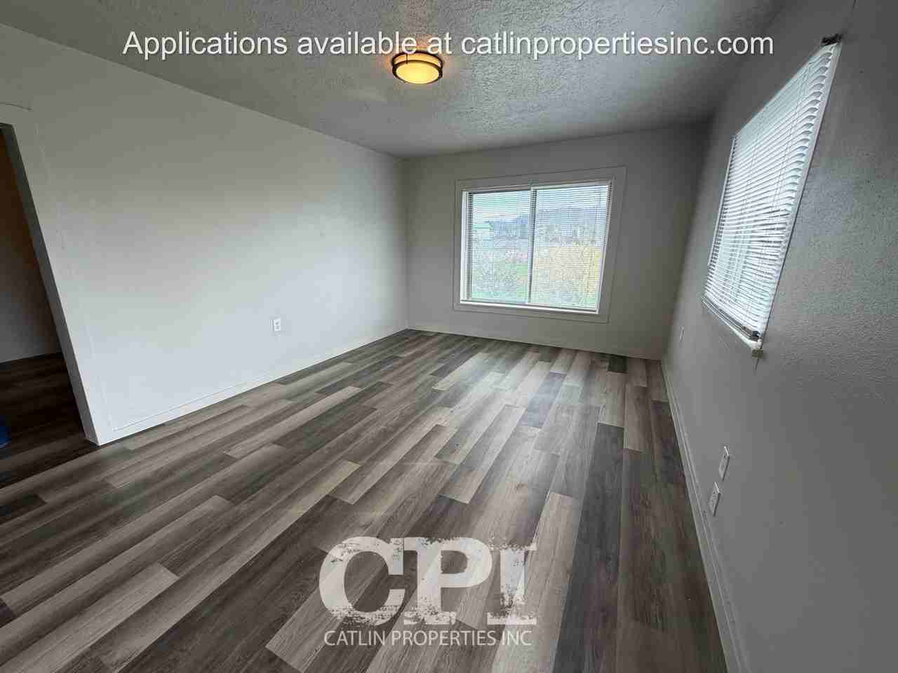 5824 Ocean Beach Hwy - Photo 4 of 20