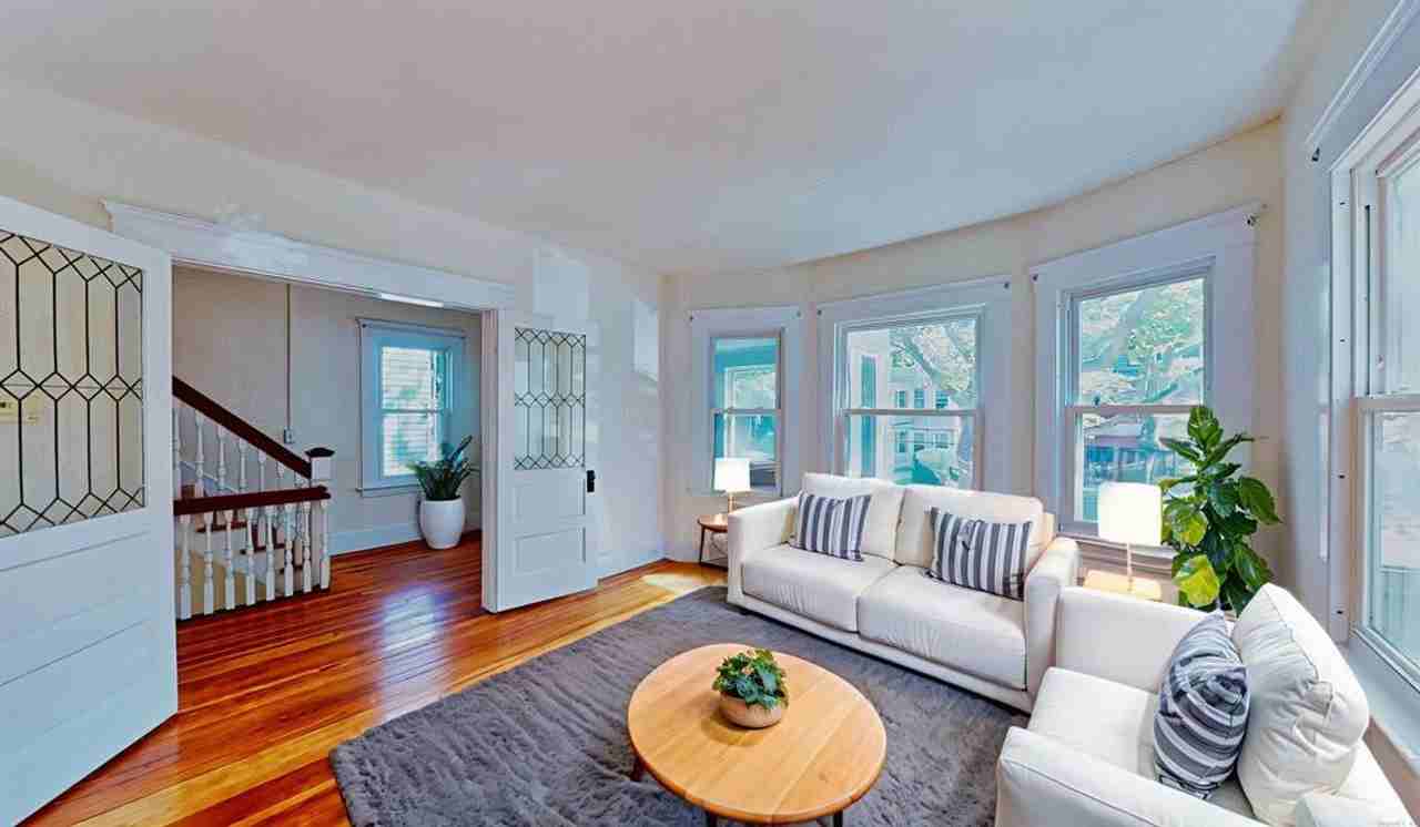 134 Mansfield St - Photo 2 of 50