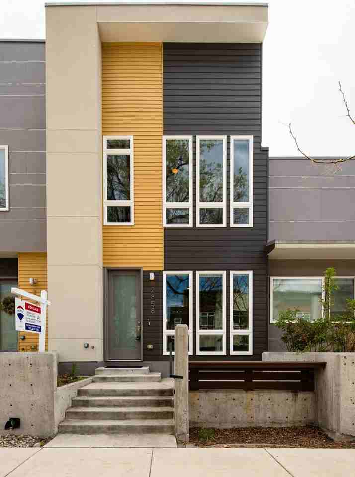 2858 W Parkside Pl - Photo 4 of 47