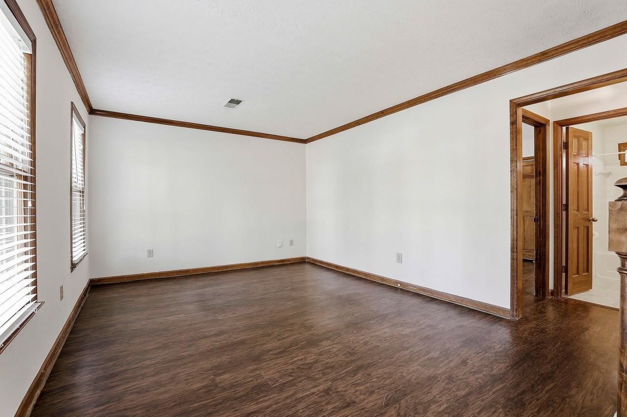 502 Caxton Ct - Photo 6 of 20