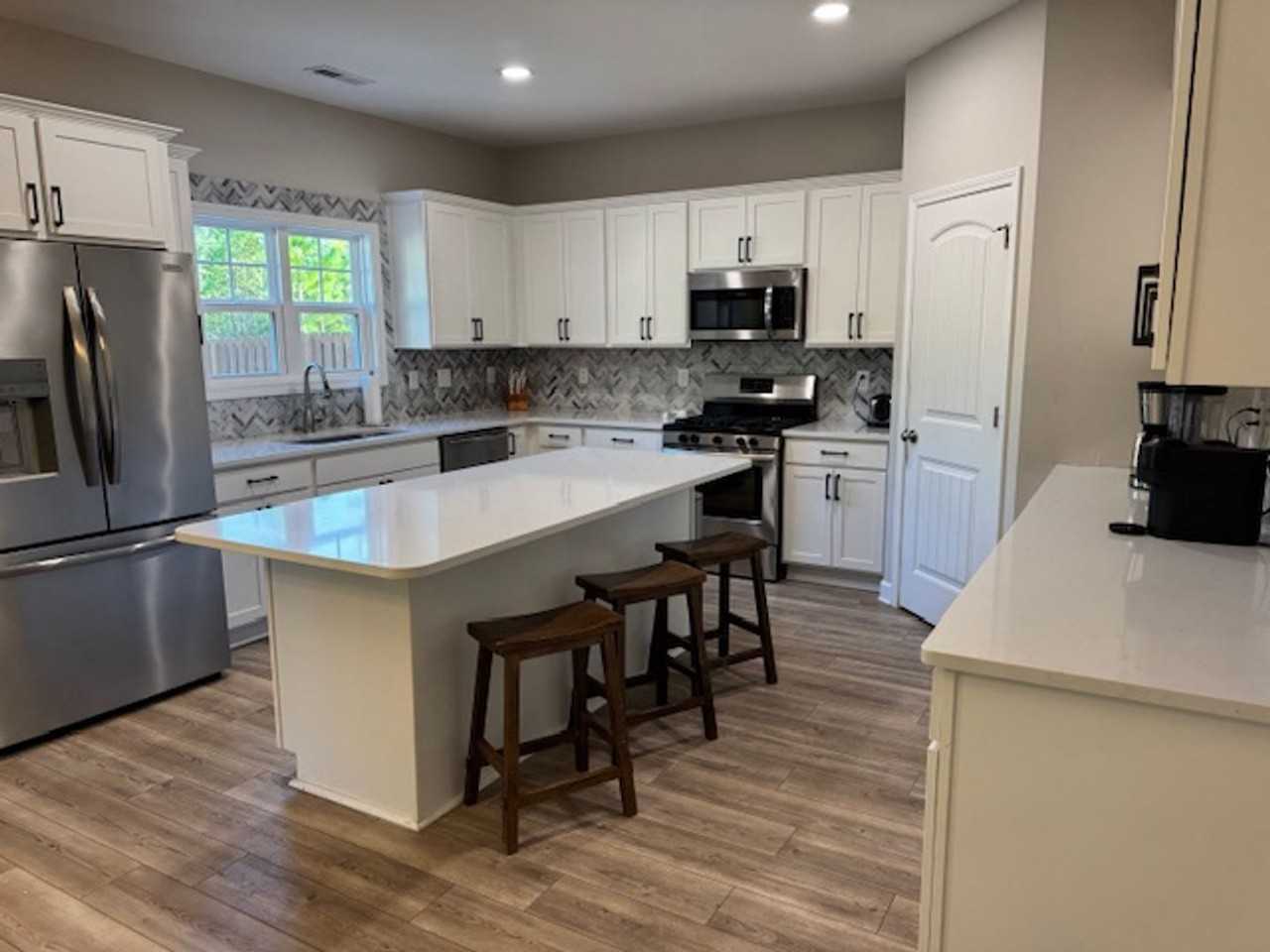 533 Transom Way - Photo 5 of 19