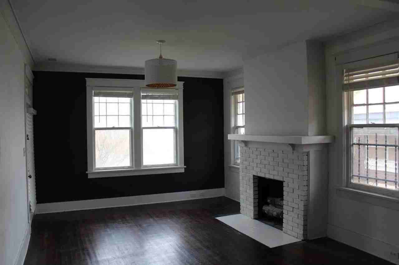 1621 Kendale Ave - Photo 2 of 7