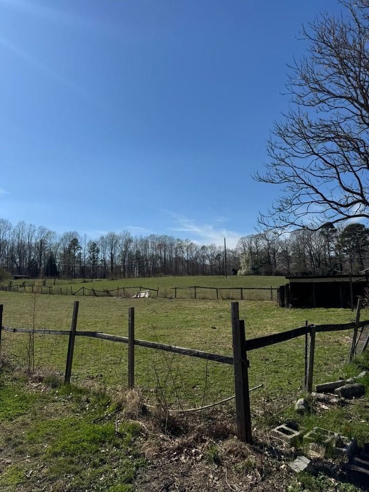 4234 Cedar Point Ln - Photo 2 of 15