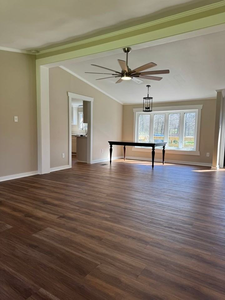 4234 Cedar Point Ln - Photo 5 of 15