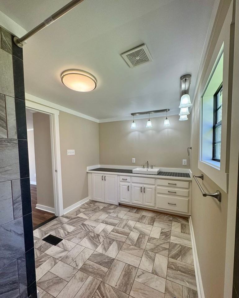 4234 Cedar Point Ln - Photo 6 of 15