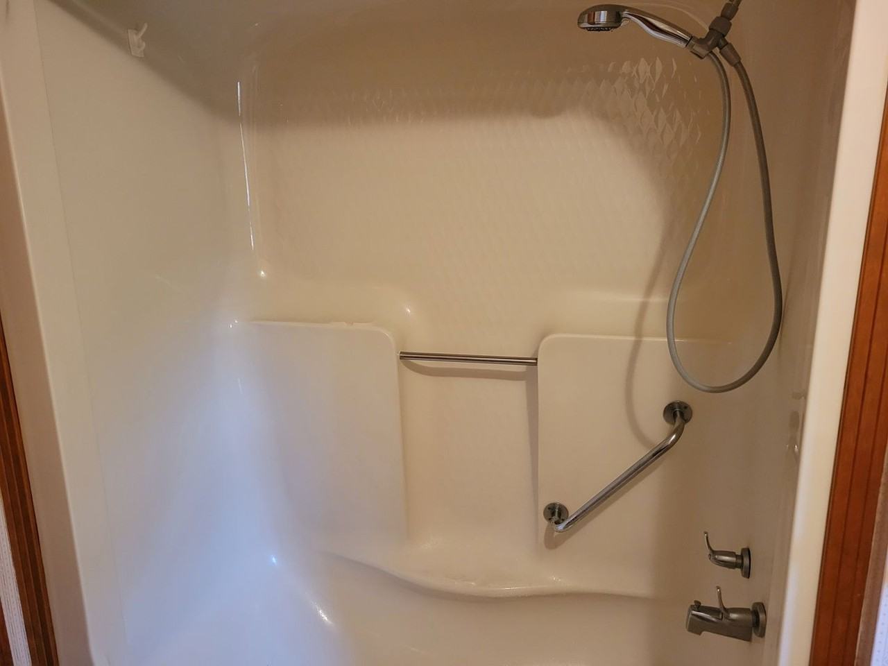 912 N Main St - Photo 7 of 10