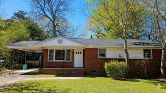 1806 Camelot Dr - Photo 1 of 1