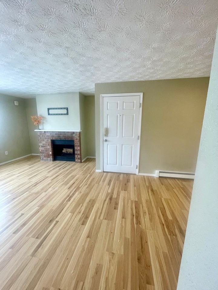 329 E 14th Ave #14 - Photo 4 of 21