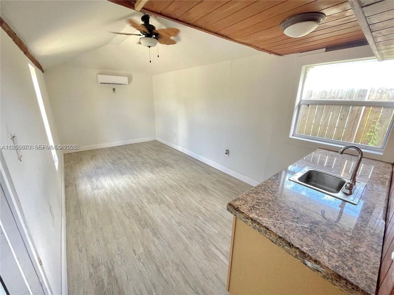 7150 Coolidge St - Photo 5 of 15