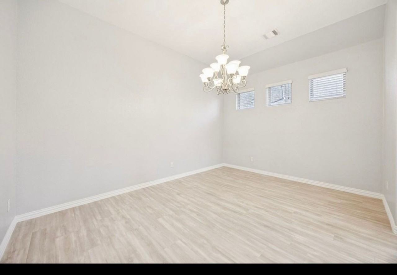 725 Gray Wash Dr - Photo 3 of 26