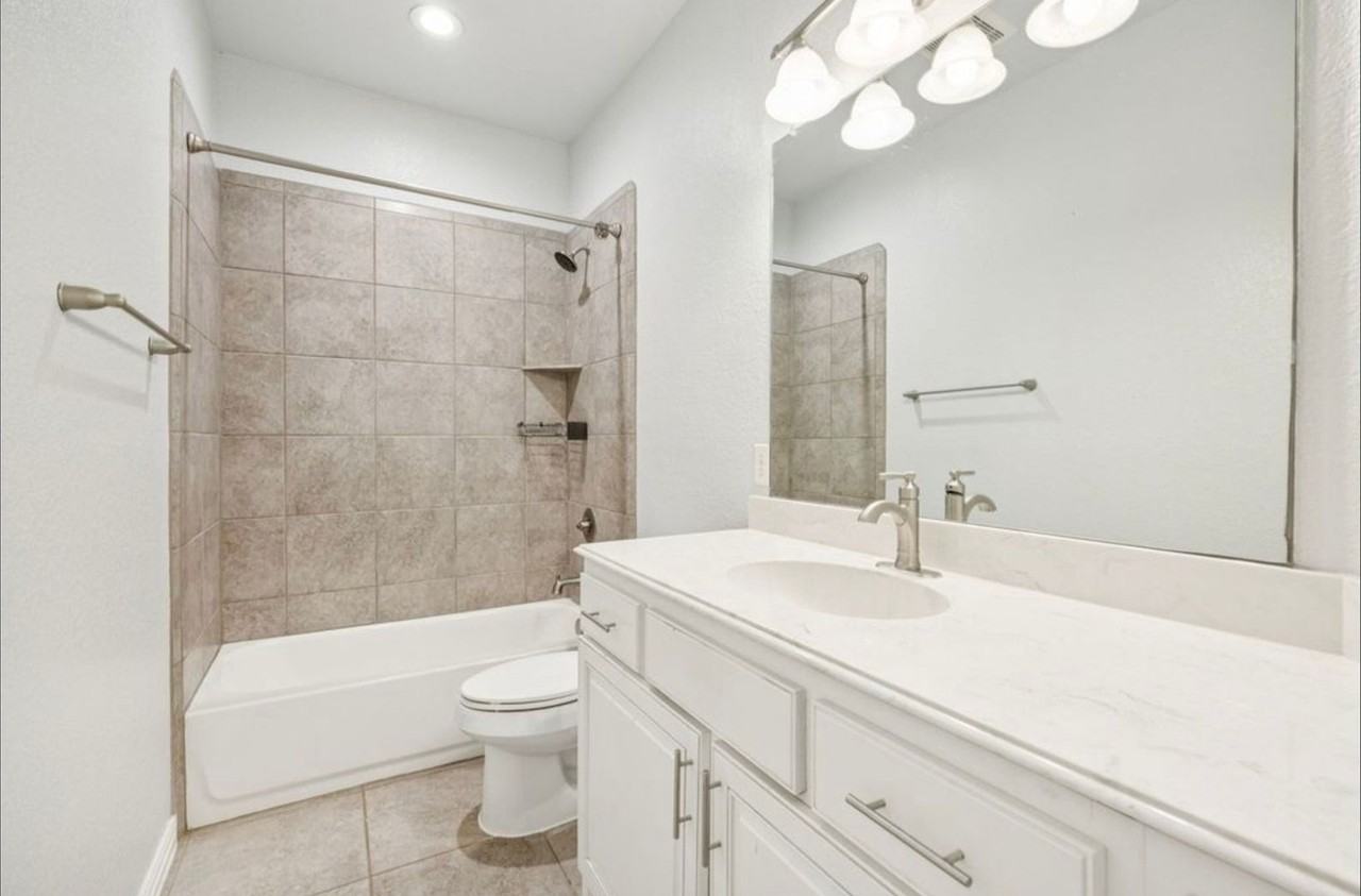 725 Gray Wash Dr - Photo 7 of 26