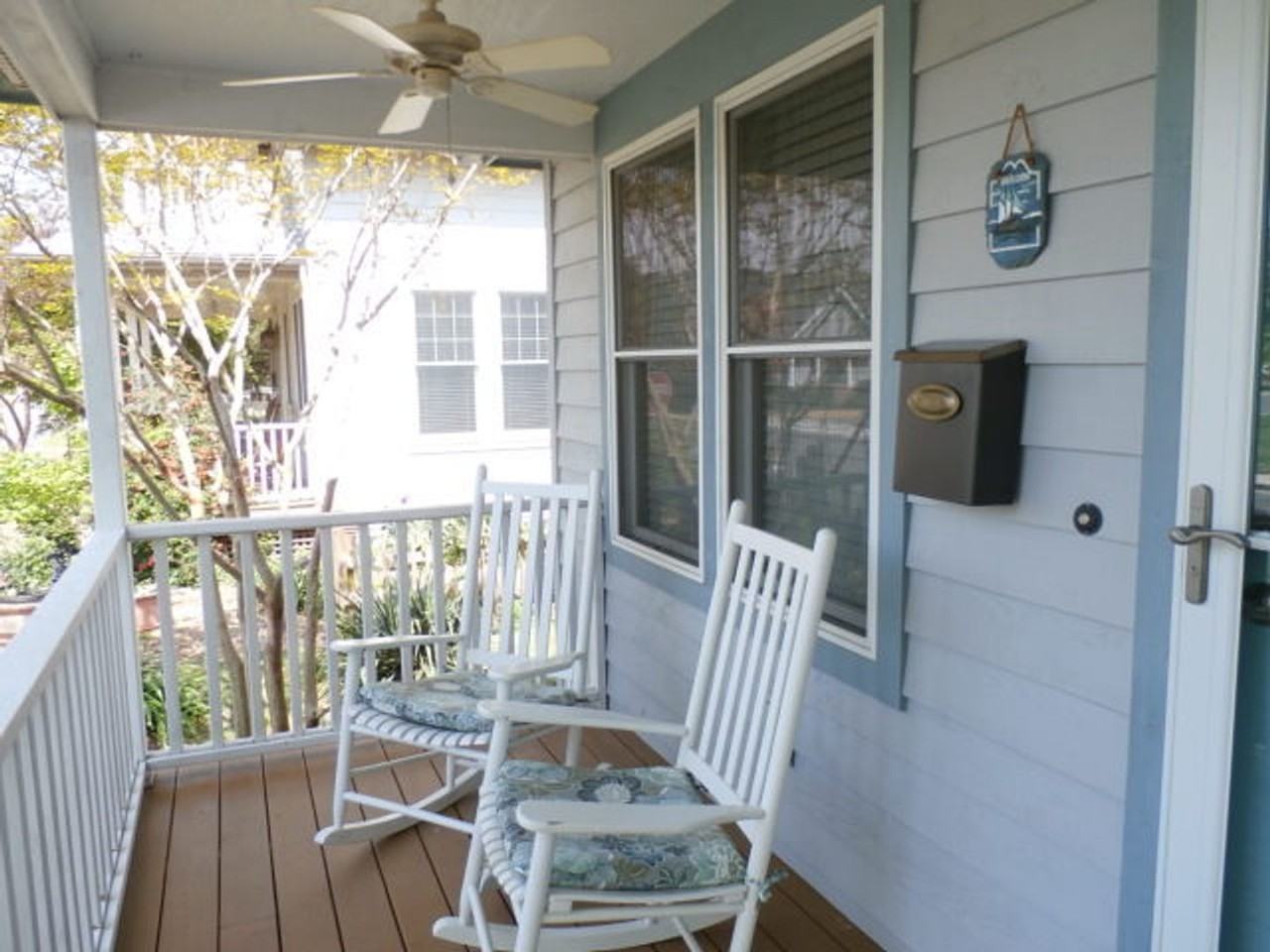 403 Johnson Ave - Photo 2 of 10