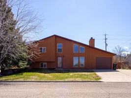 featured image of 791 W Mountain View Dr