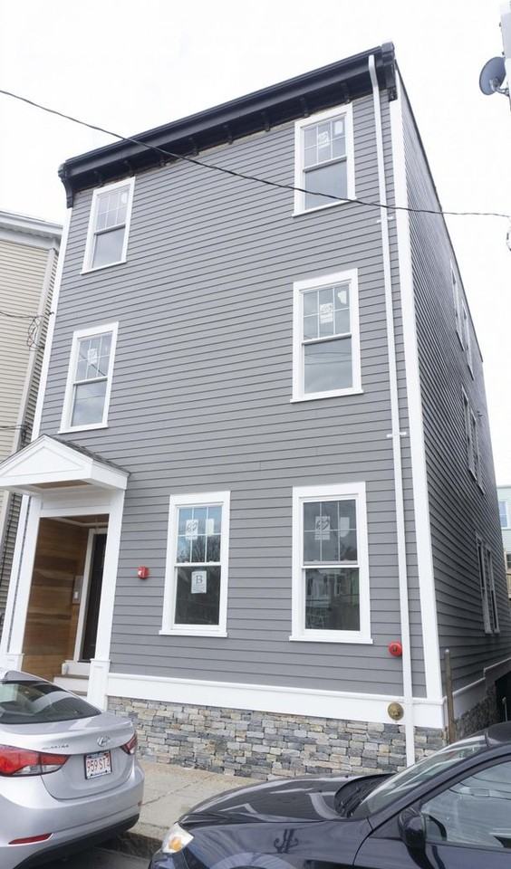 66 Morris St - Photo 3 of 9