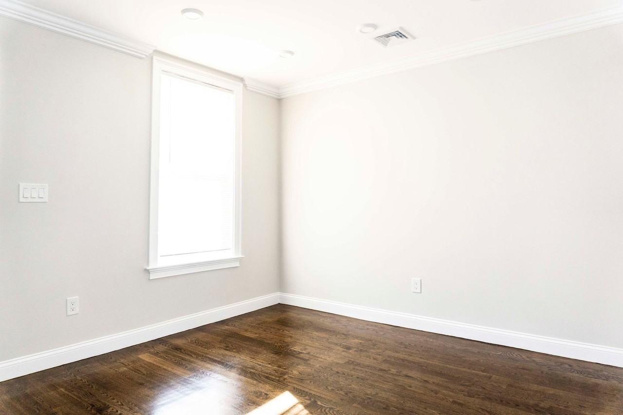 66 Morris St - Photo 7 of 9