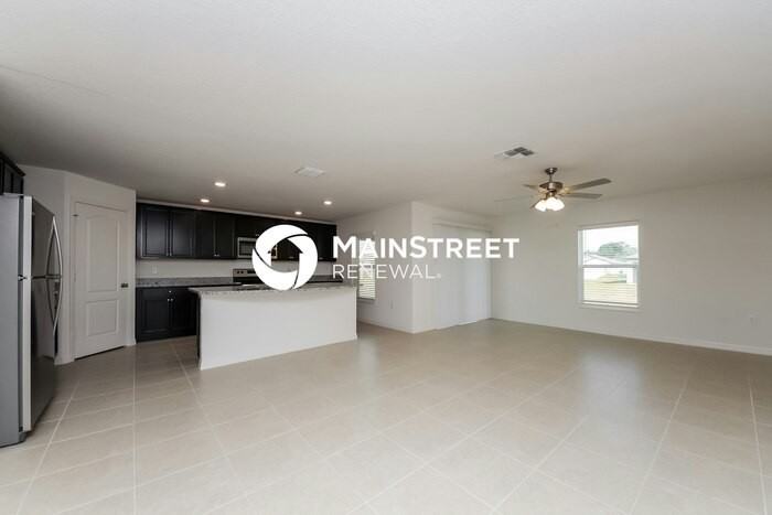 1350 Brenway Dr - Photo 2 of 15
