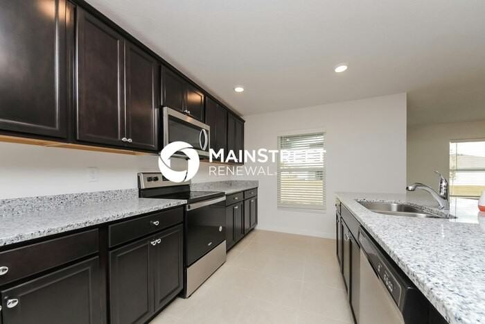 1350 Brenway Dr - Photo 3 of 15