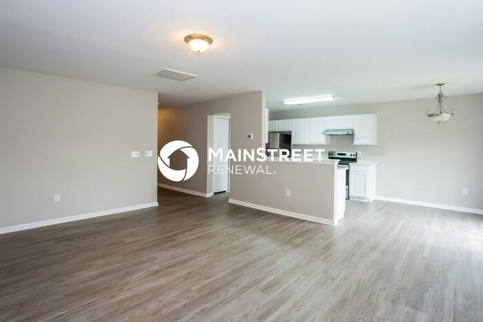 4941 Hawfield St - Photo 7 of 17