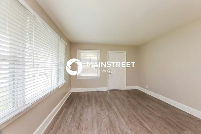 3624 Sargeant Dr - Photo 5 of 16