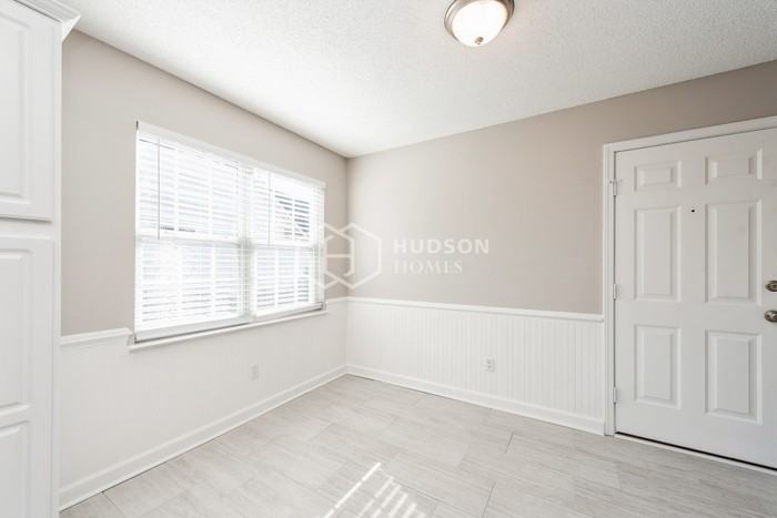 9314 Broken Pine Ln - Photo 7 of 17