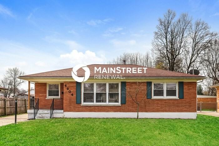 4904 Paramount Dr - Photo 2 of 19