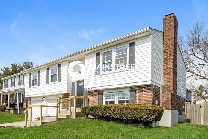 8709 Redcoat Ct - Photo 2 of 17