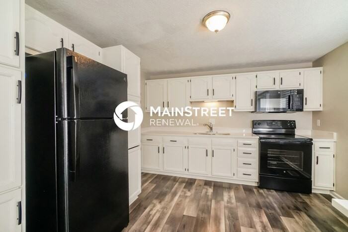 8709 Redcoat Ct - Photo 6 of 17