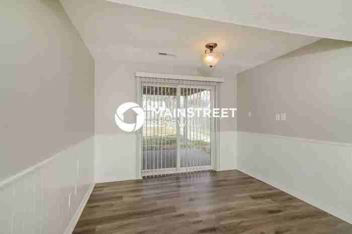 8709 Redcoat Ct - Photo 7 of 17