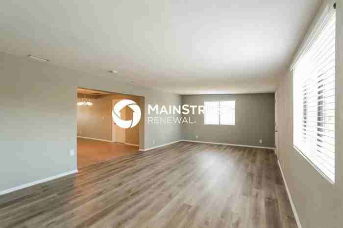 1347 W 7th Dr - Photo 4 of 16