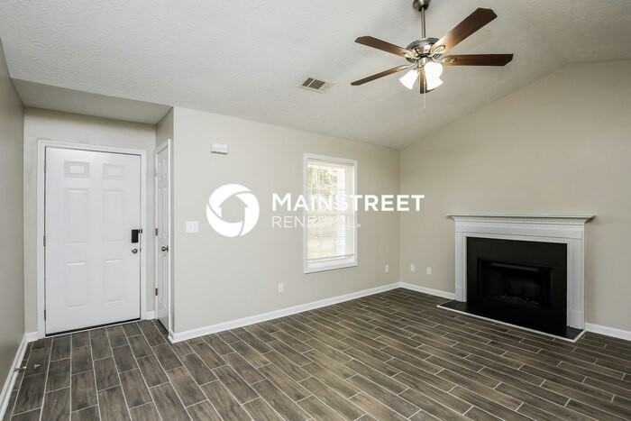 420 Foxdale Rd - Photo 5 of 16