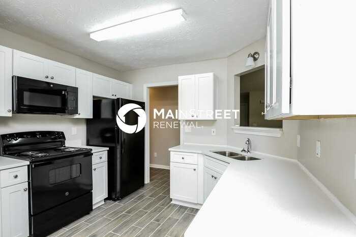 420 Foxdale Rd - Photo 7 of 16