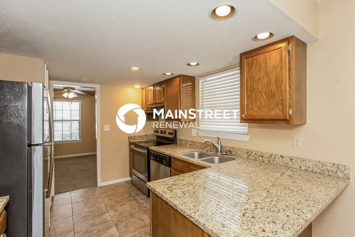 7461 Cobblestone West Dr - Photo 5 of 13