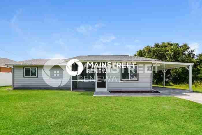 511 Fletcher St - Photo 2 of 15