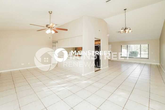 5100 Lydia Ct - Photo 2 of 15