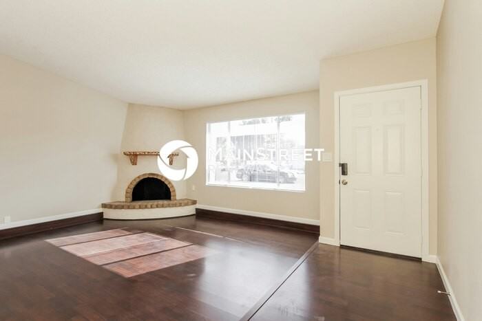 4210 E Evans Dr - Photo 3 of 16